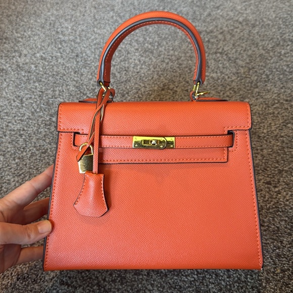 Top Handle Bag 🧡 - Picture 2 of 12